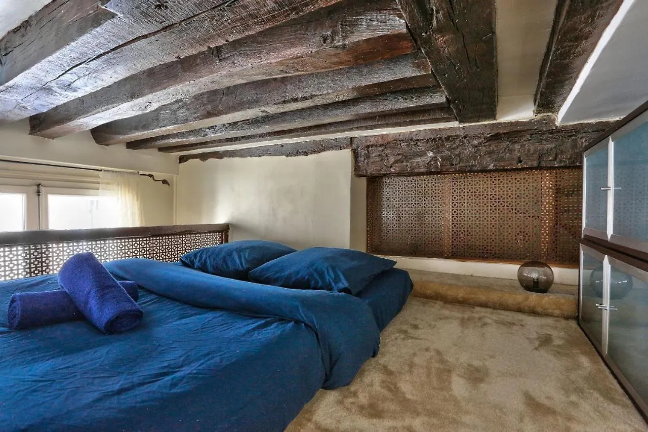 Apartment Studio Mezzanine Quartier Luxembourg Free Netflix Paris France